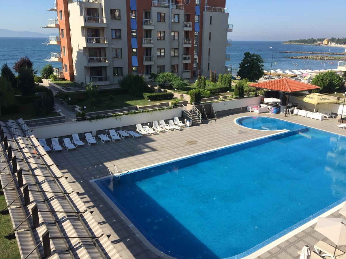 Apartments Helios Pomorie Esterno foto